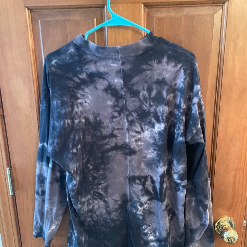 Tie-Dye Long Sleeve Shirt